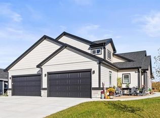 6558 Vista Valley #76, Windsor, WI 53598