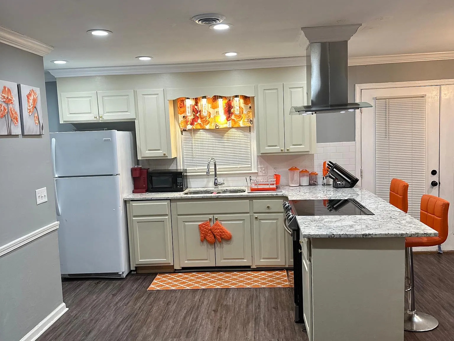 1410 Trinidad Ct — Photo 4