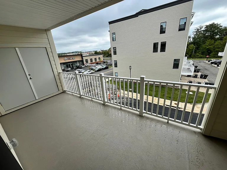 551 Munson Woods Walk #B — Photo 8