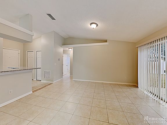 3rd image of 15216 Lafite Ln