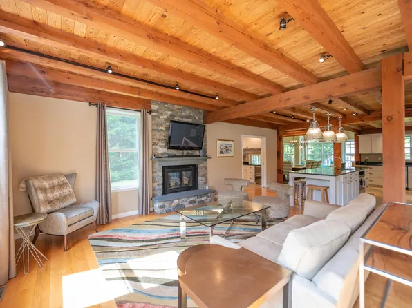 8 Challenger Hill Extension, Dover, VT 05356