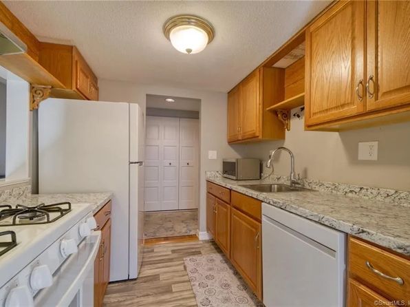 43 Brookwood Dr