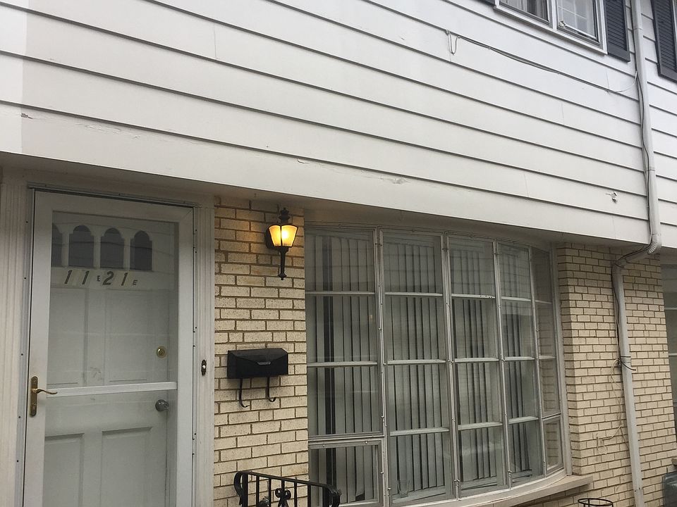 1st image of 1121 N Harlem Ave APT D
