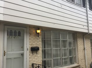 1121 N Harlem Ave APT D, Oak Park, IL 60302