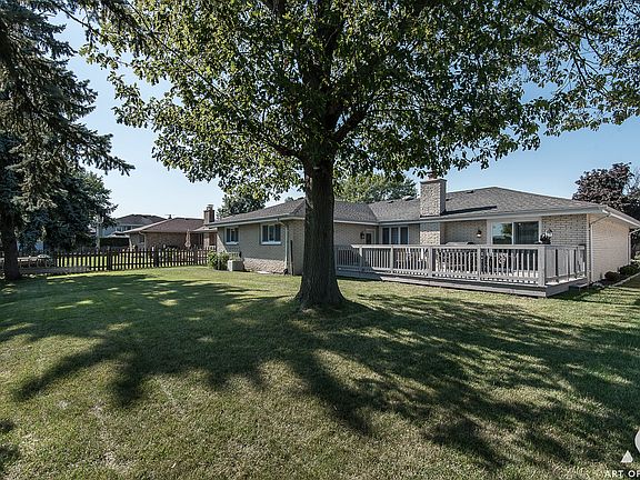 4th image of 7709 Cashew Dr
