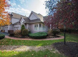 8 Devon Ct, Voorheesville, NY 12186