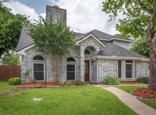 335 Trees Dr, Cedar Hill, TX 75104