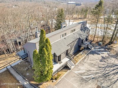 69 Cross Country Ln, Tannersville, PA, 18372