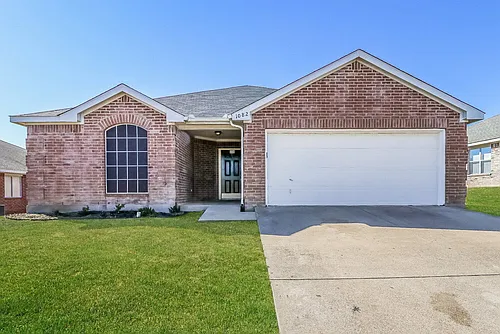 1082 Magnolia Ln Photo 1