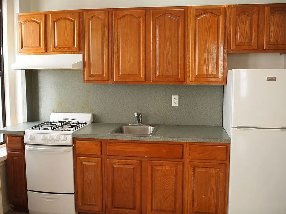 1st image of 72 Seaman Ave #4F
