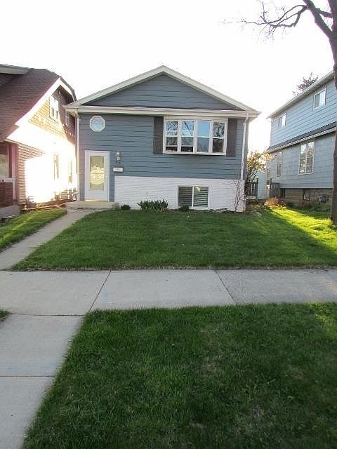 2nd image of 517 S 75th St