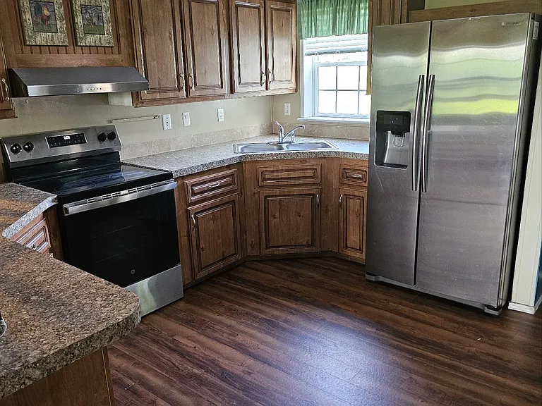 16174 Sunray Rd — Photo 3