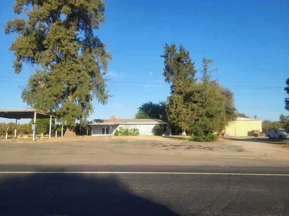 11597 S Academy Ave, Selma, CA 93662