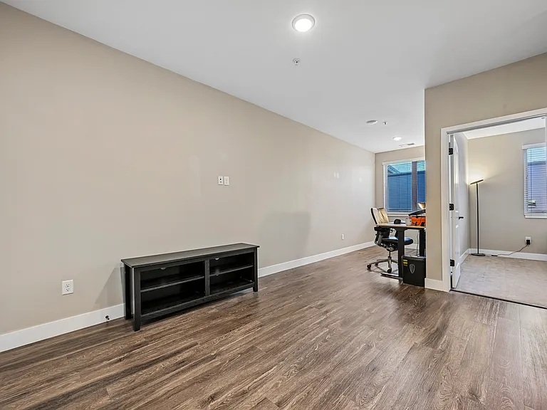 2729 W 28th Ave #505 — Photo 30