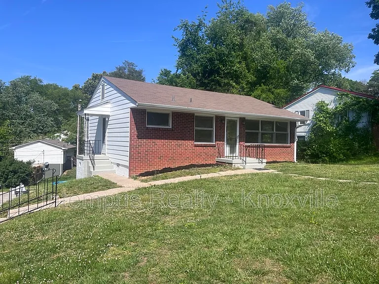712 S Beaman St — Photo 2