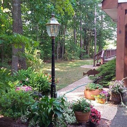 5th image of 548 S River Bluff Ln