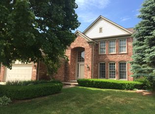 1426 Marina Pointe Blvd, Lake Orion, MI 48362
