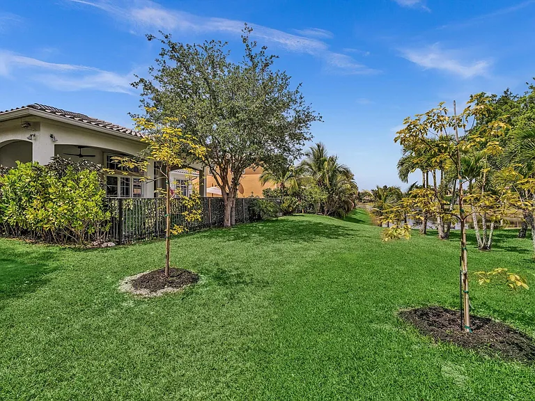 7738 NW 112th Way — Photo 87