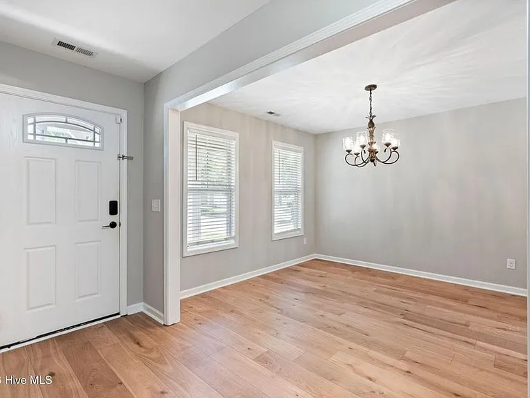 3912 Willowick Park Dr — Photo 5