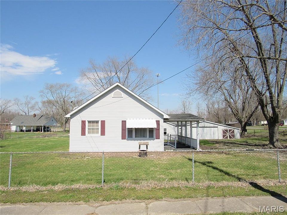 1st image of 206 Fisher Ave