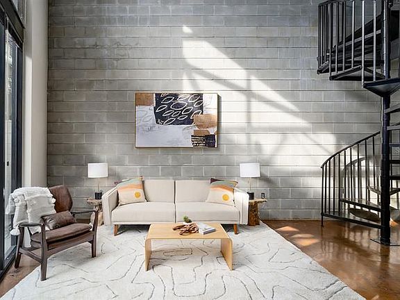 4th image of 217 N 12th St APT 108