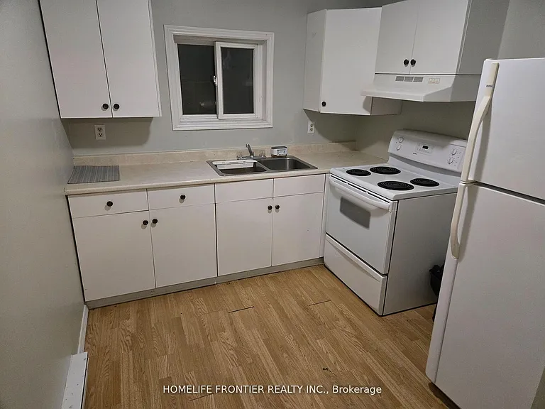 1015 Arnold St #2 — Photo 7