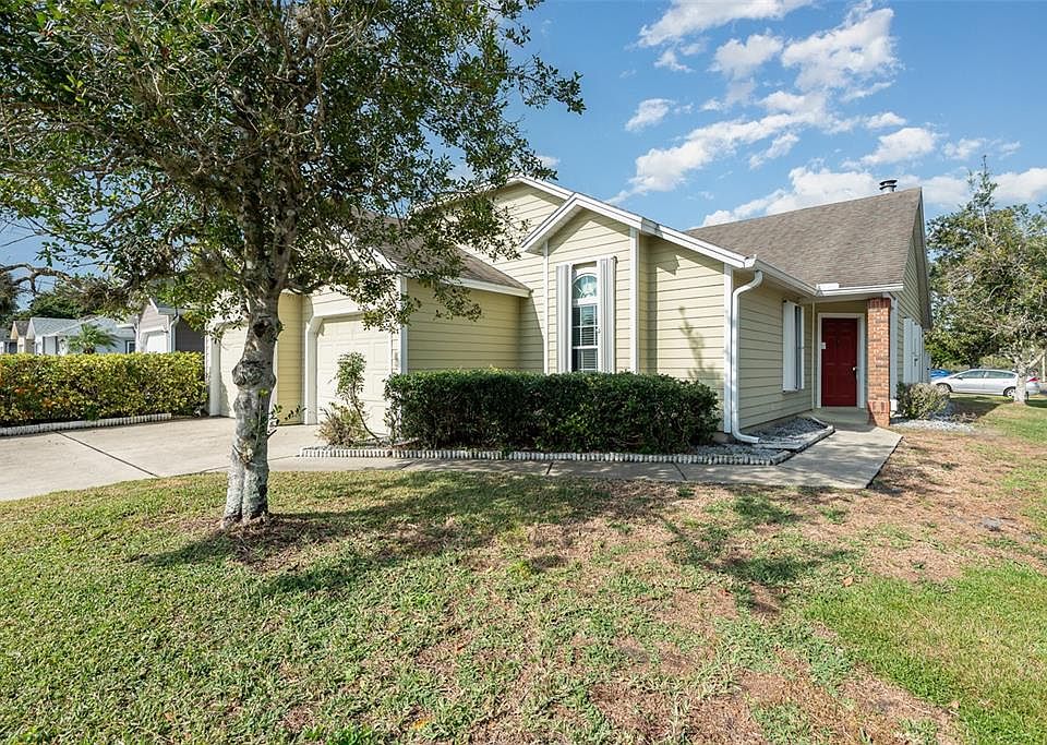 1st image of 7809 Fox Knoll Pl