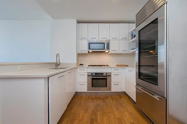 Sold by Keller Williams NYC | media 4