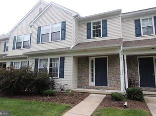 3 Broderick Ct, Leola, PA 17540