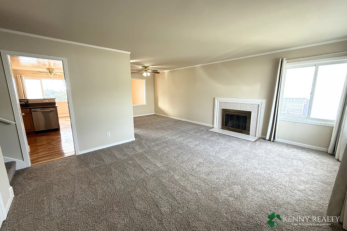 Building Photo - 225 Alta Mesa Dr