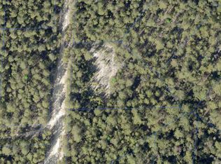 2 Oakwood Lakes Blvd, Defuniak Springs, FL 32433
