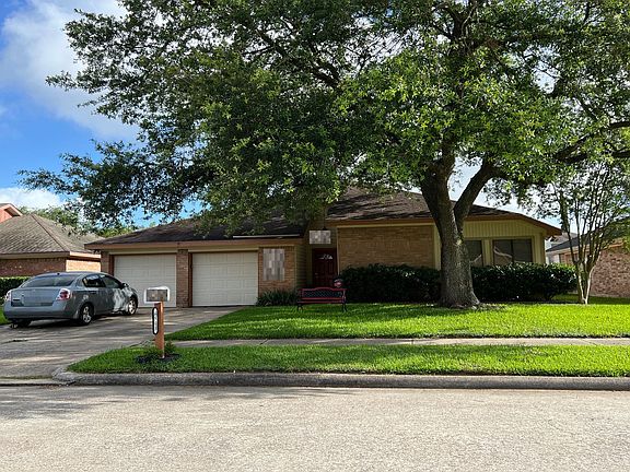 2nd image of 6503 Fairbourne Dr