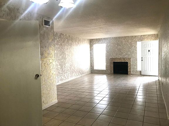 4th image of 7400 Bellerive Dr APT 801
