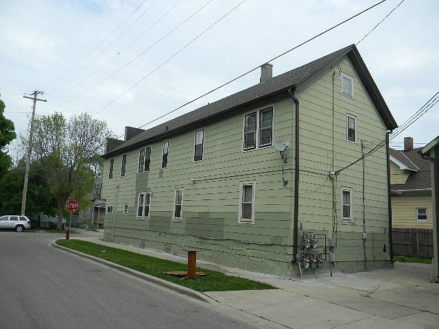 2nd image of 1515 54th St