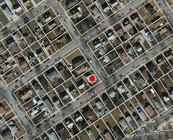 2nd image of 608 Fiske Pl