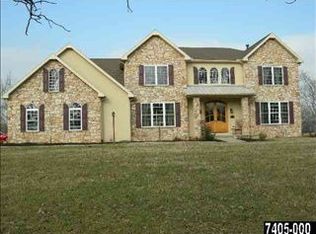 105 Thunder Gust Mill Rd, Wellsville, PA 17365