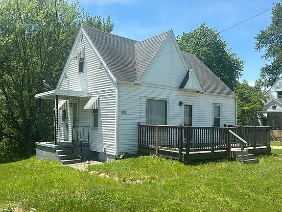 3rd image of 1219 Steubenville Rd SE