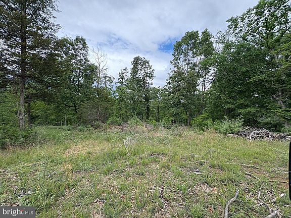 5th image of Middle Ridge Rd