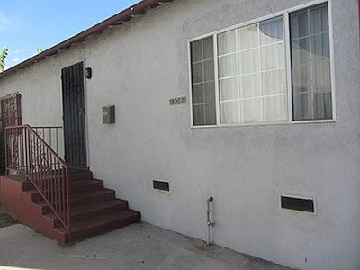 2nd image of 6308 S Vermont Ave