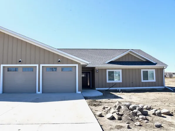 1903 Iona St, Fort Pierre, SD 57532