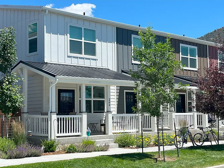264 Barnwood Dr — Photo 4