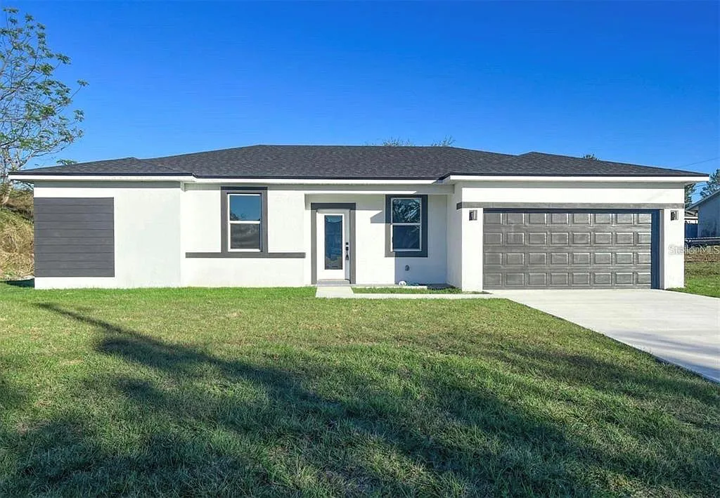 4 bed, 2.0 bath, 1636 sqft, $1,900 — Photo 2