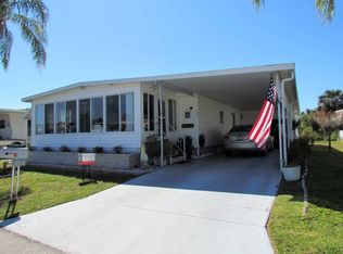 397 Sunshine Dr, Nokomis, FL 34275