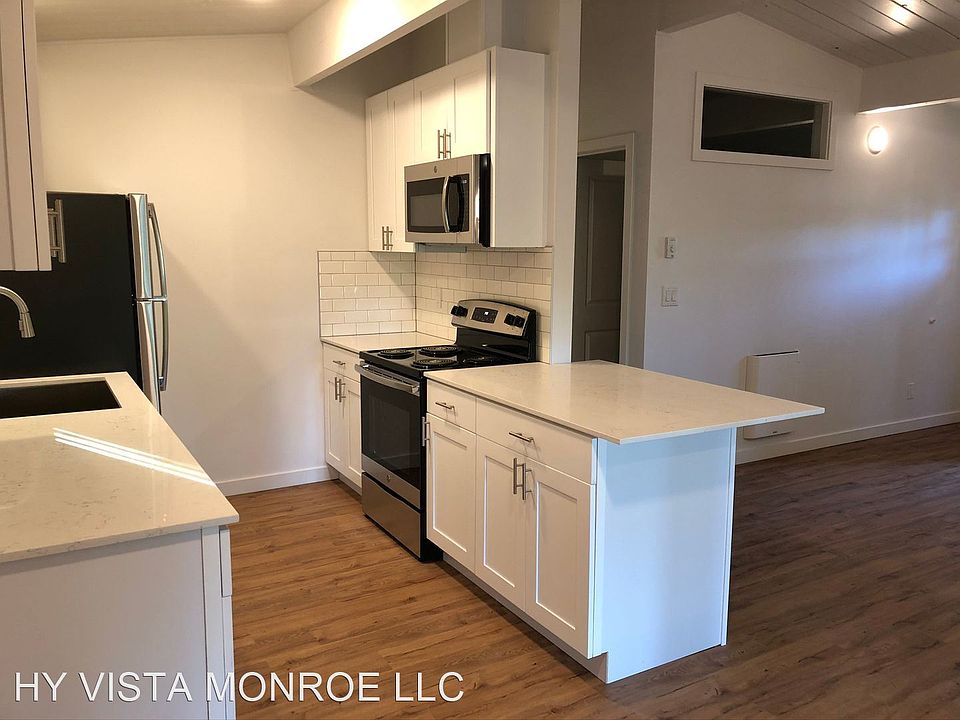 1st image of 15932 172nd St SE #2B