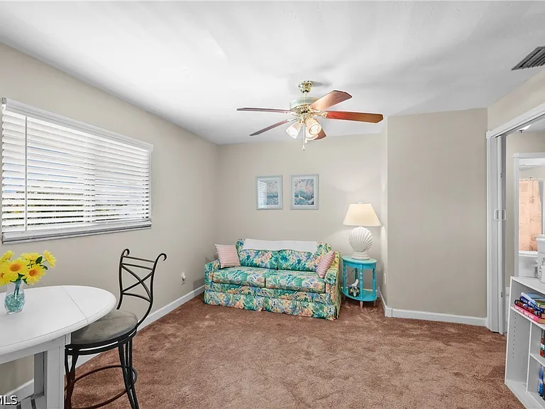 1203 SW 48th Ter #201 — Photo 19