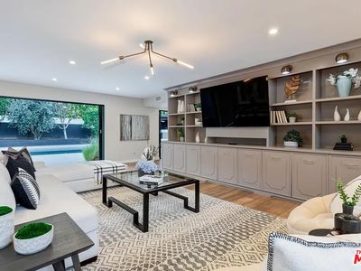 5401 Ostrom Ave, Encino, CA, 91316