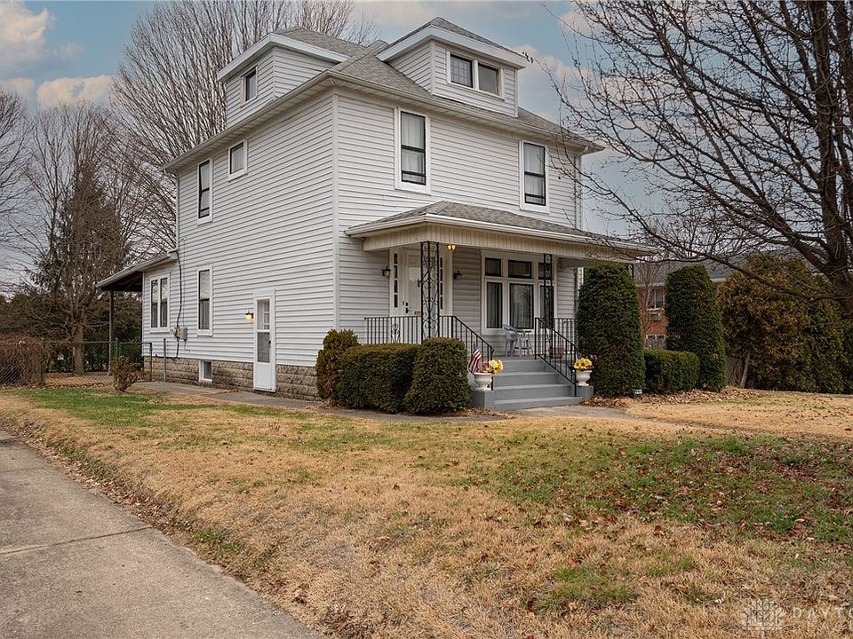 1st image of 2225 Revere Ave