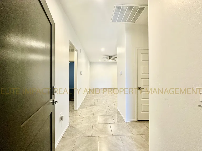 3541 N Kellen Canyon Ct — Photo 2