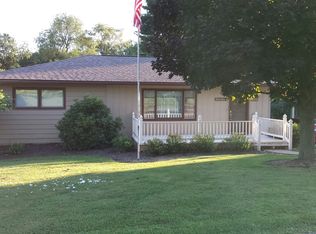 210 Oak St SW, Sugarcreek, OH 44681