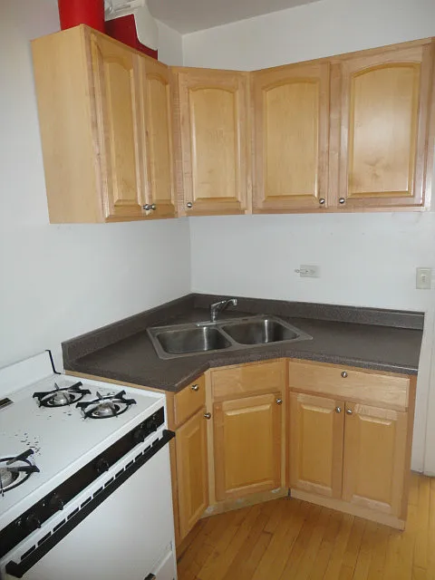 2 bed, 1.0 bath, $1,895 — Photo 1